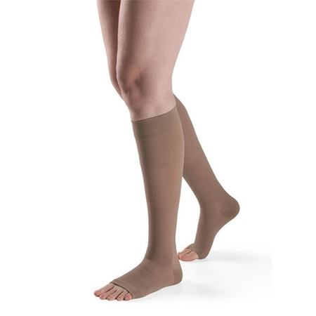 Meia 3/4 Sigvaris 20-30mmHg Basic 972 Longa P