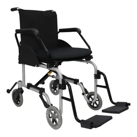 Cadeira de Rodas Jaguaribe Taipu Compacta Antitombo 44cm